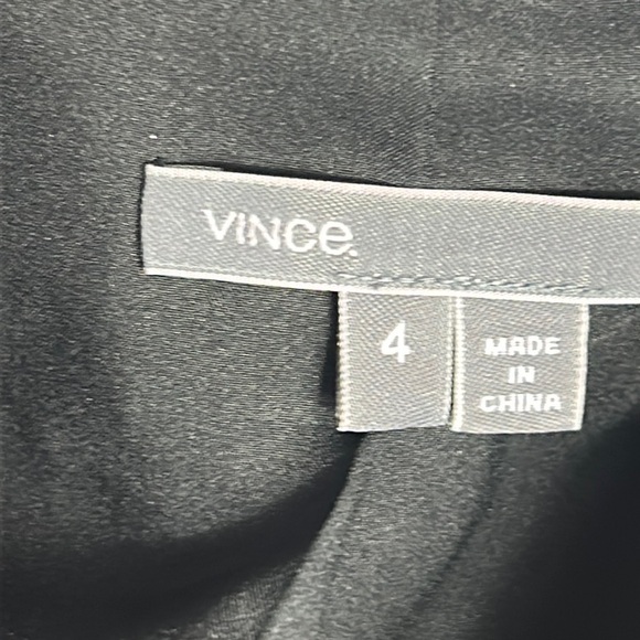 Vince Boucle’ Sweater Jacket with Leather Sleeves and a trim Size 4 - Picture 4 of 10